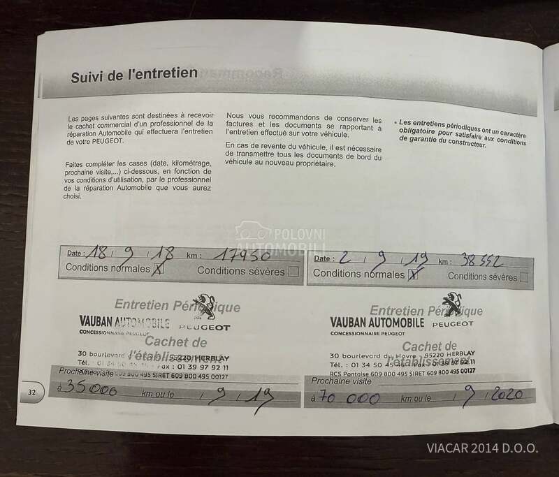 Peugeot 2008 1.2 PURE TECH PERLA