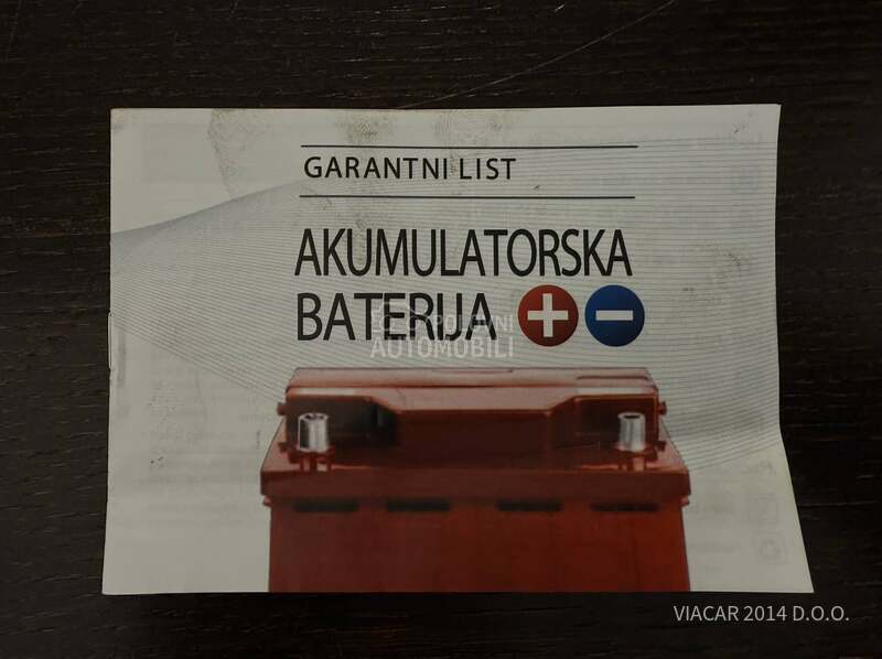 Peugeot 2008 1.2 PURE TECH PERLA