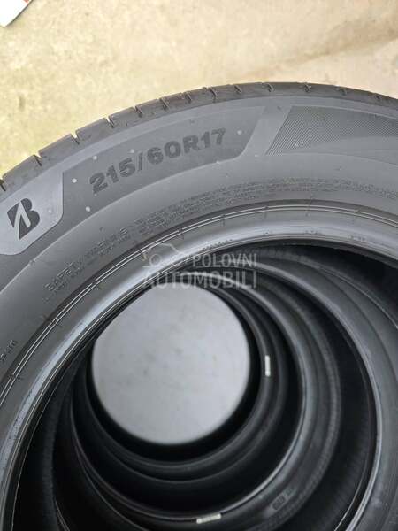Bridgestone 215/60 R17 Letnja