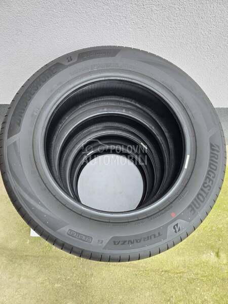 Bridgestone 215/60 R17 Letnja