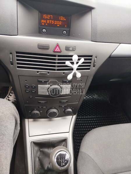 Opel Astra H 1.8