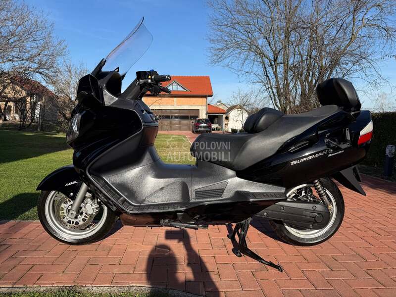 Suzuki Burgman 650 EXECUTIVE