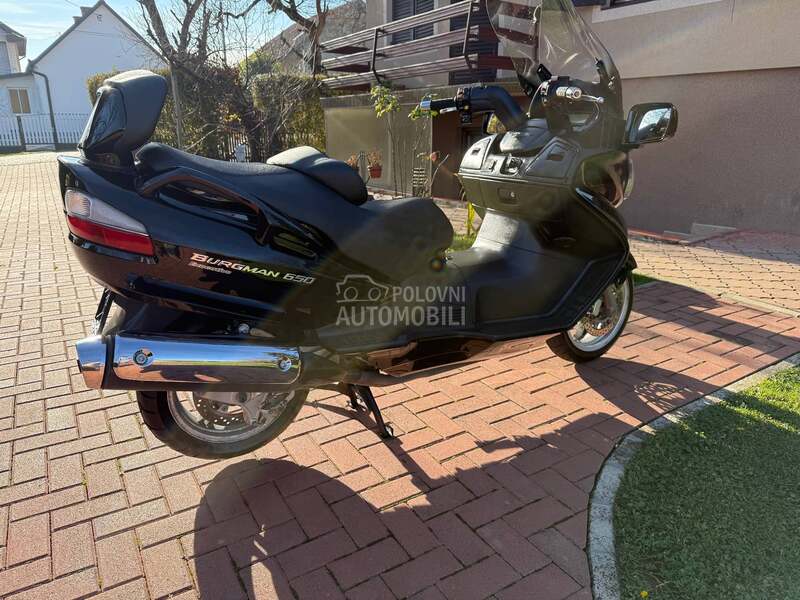 Suzuki Burgman 650 EXECUTIVE