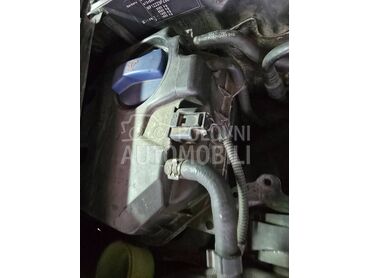 Boca za antifriz 4.8 benz. za Porsche Cayenne