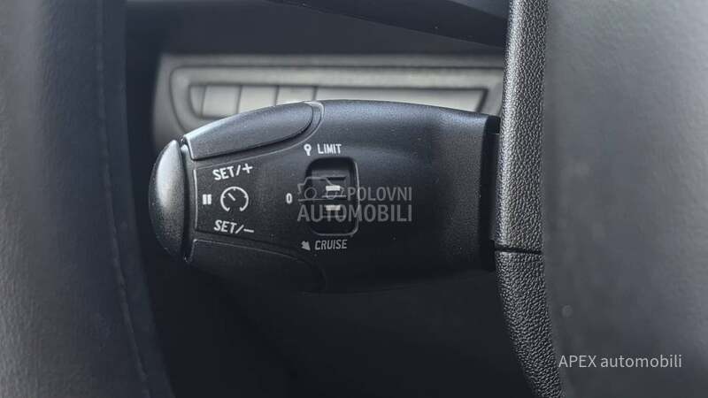 Peugeot 208 1.2 Puretech  ACTIVE