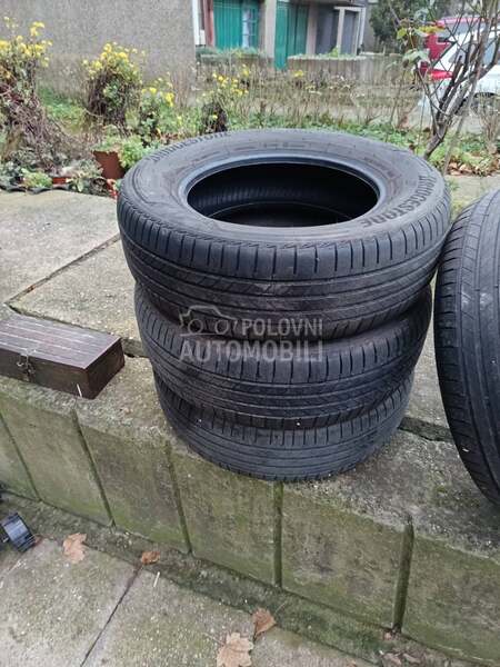 Bridgestone 215/65 R16 Letnja