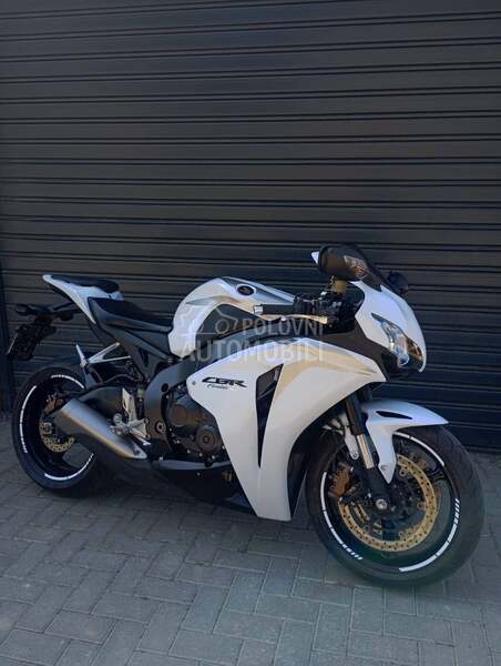 Honda CBR 1000 RR SC59