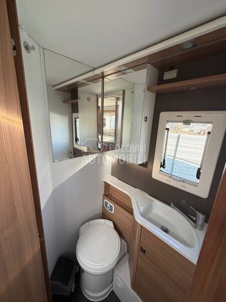 Adria MATRIX AXESS 670 SL