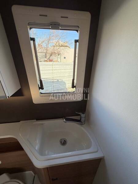 Adria MATRIX AXESS 670 SL