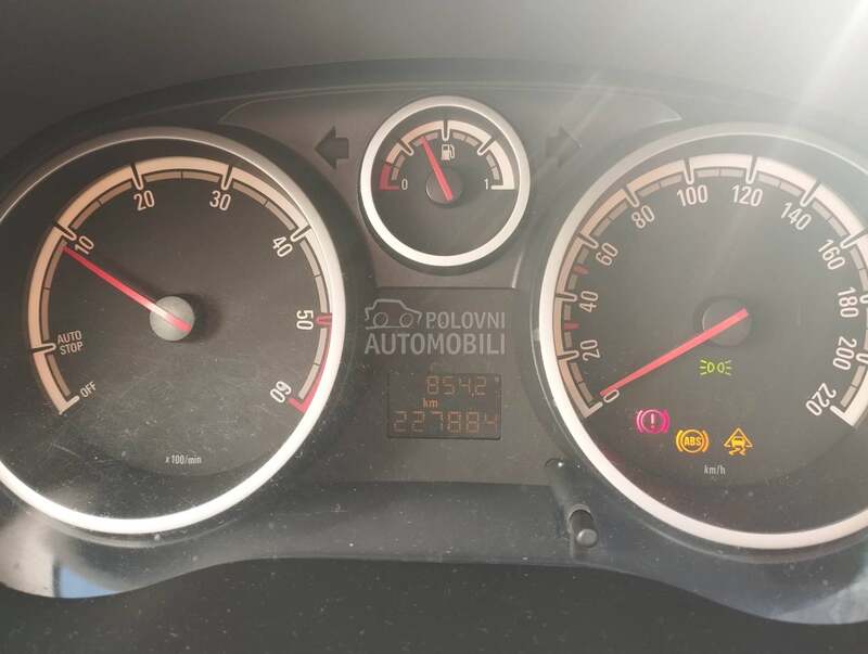 Opel Corsa D 