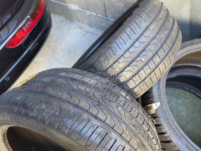 Pirelli 275/40 R21 Letnja