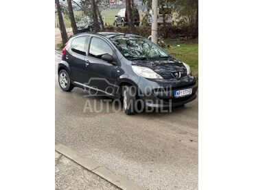 Peugeot 107 1.0