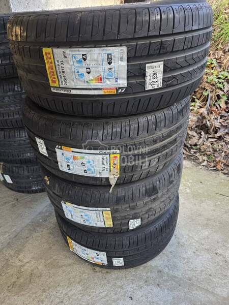 Pirelli 245/45 R17 Letnja