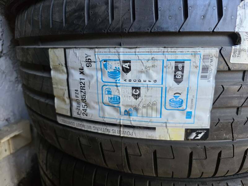 Pirelli 245/35 R21 Letnja