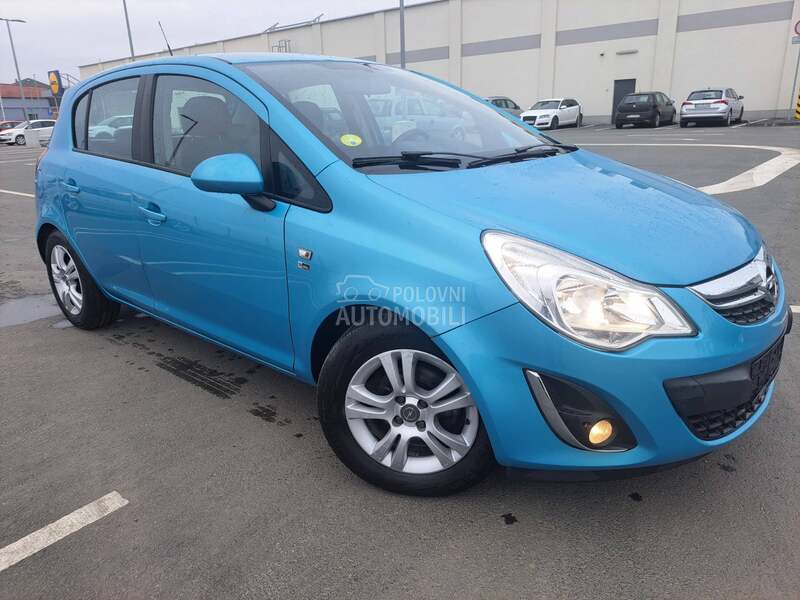 Opel Corsa D 1.3cdti COSMO
