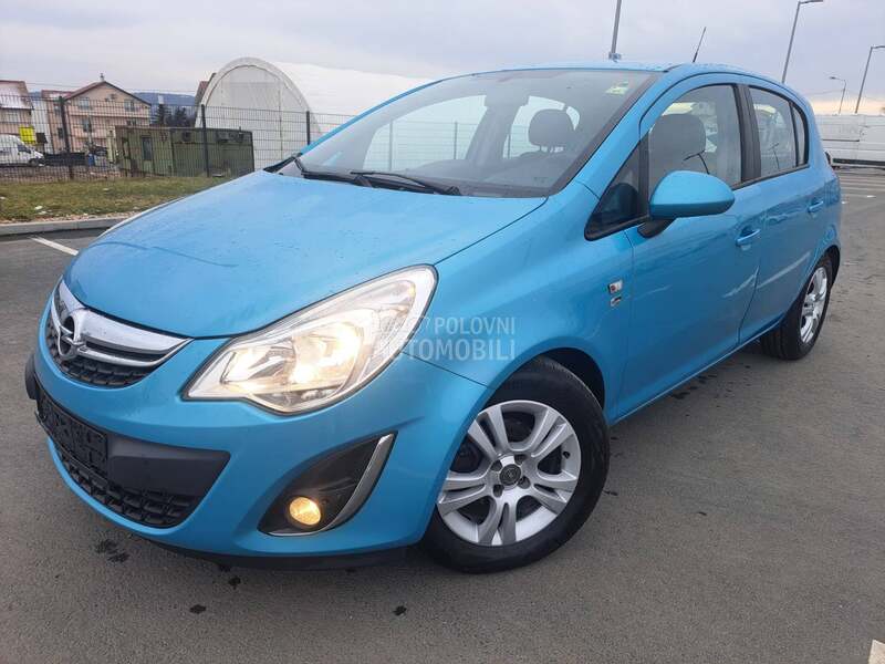 Opel Corsa D 1.3cdti COSMO