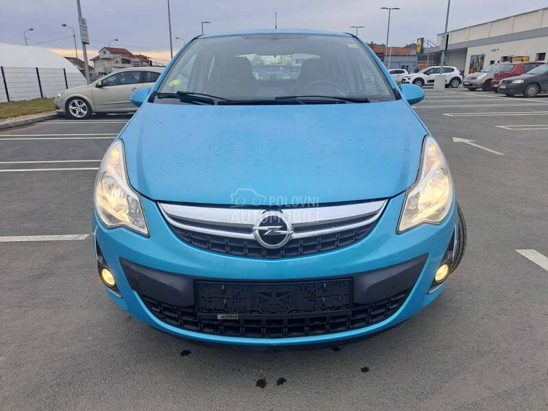 Opel Corsa D 1.3cdti COSMO