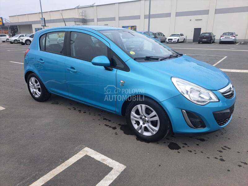 Opel Corsa D 1.3cdti COSMO