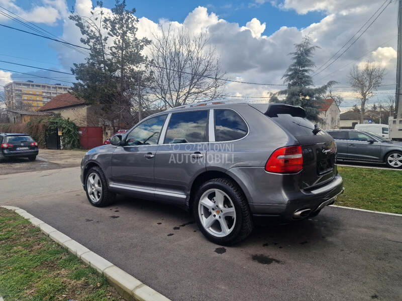 Porsche Cayenne 