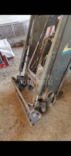 John Deere Quicke 690