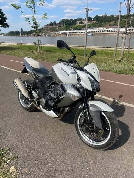 Kawasaki Z1000