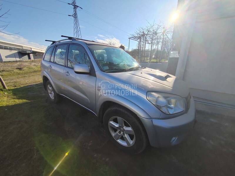 Toyota RAV 4 Džip