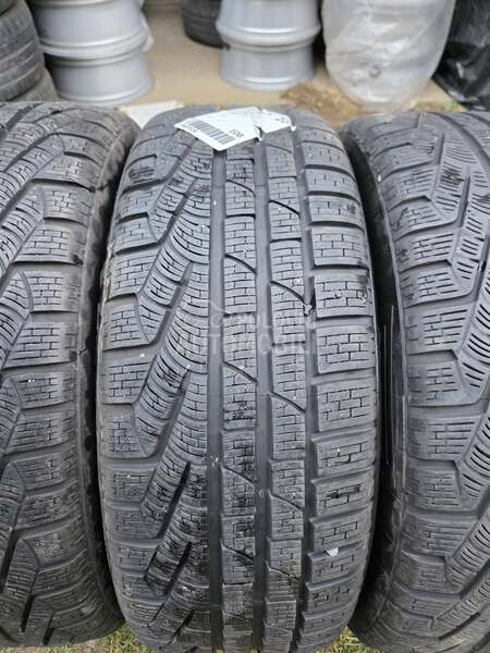 Pirelli 235/55 R18 Zimska