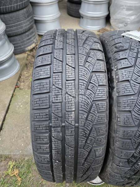 Pirelli 235/55 R18 Zimska