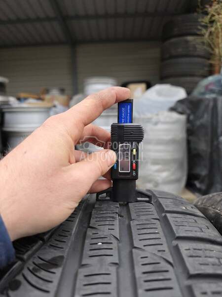 Pirelli 235/55 R18 Zimska