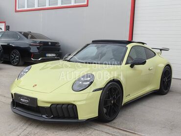 Porsche 911 Carrera 4 GTS T-Hyb