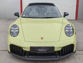 Porsche 911 Carrera 4 GTS T-Hyb