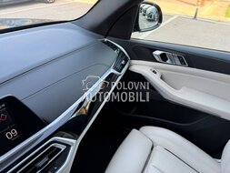 BMW X5 xDrive45e M Sport slika 41