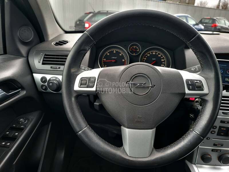 Opel Astra H 1.7 CDTI