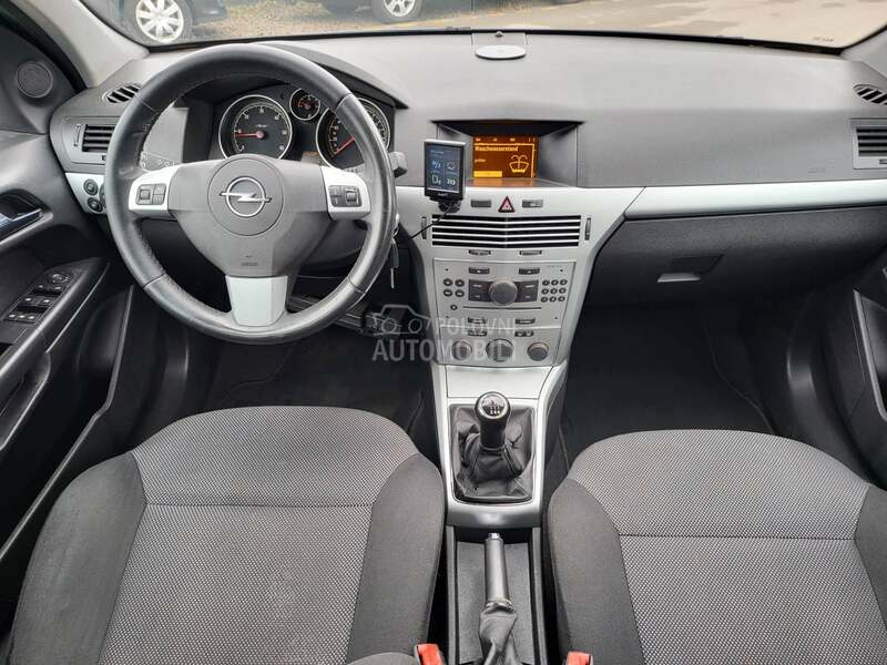Opel Astra H 1.7 CDTI