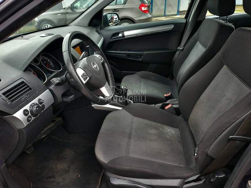 Opel Astra H 1.7 CDTI