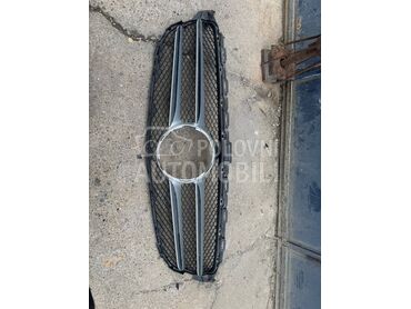 maska branika W205 za Mercedes Benz C Klasa od 2014. do 2020. god.