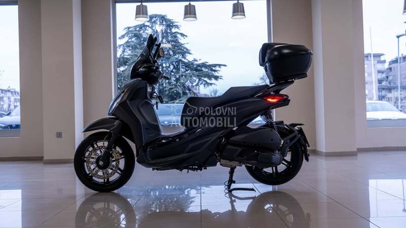 Piaggio Beverly