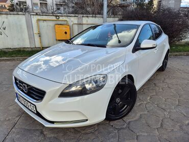 Volvo V40 1.6 D2 XEN/KAM/NAV