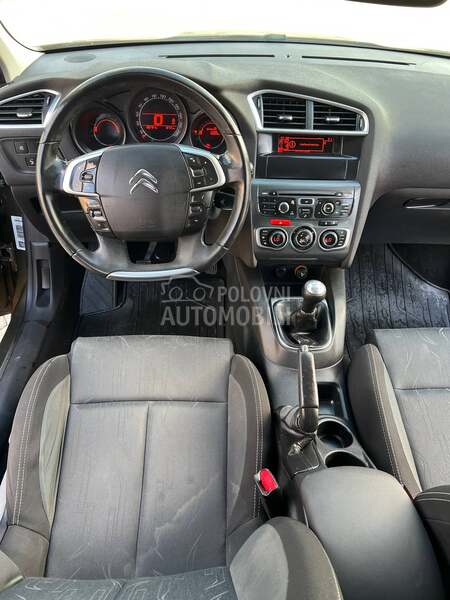 Citroen C4 D.V.A. K.O.M.AD.A