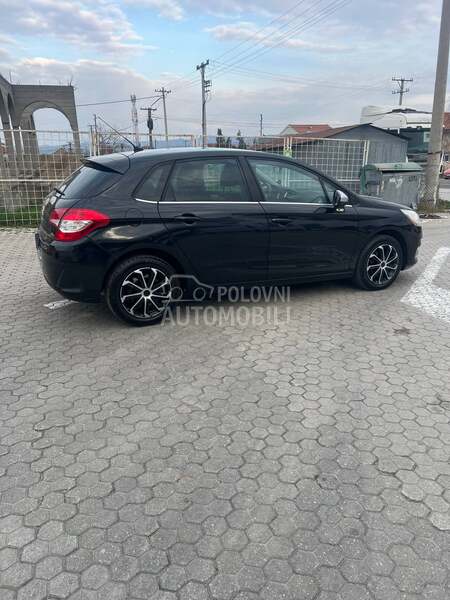 Citroen C4 D.V.A. K.O.M.AD.A