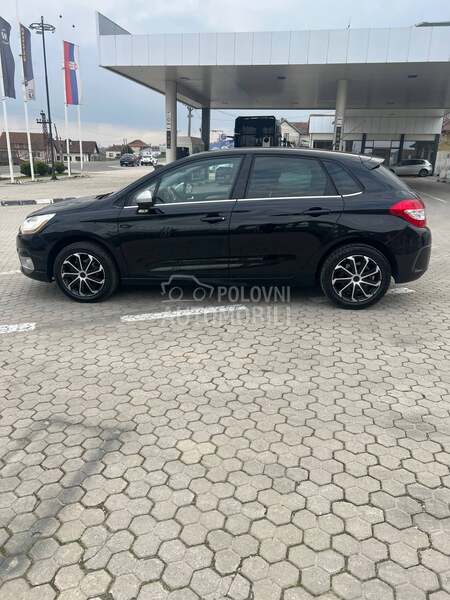 Citroen C4 D.V.A. K.O.M.AD.A