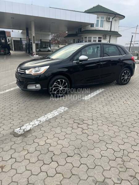 Citroen C4 D.V.A. K.O.M.AD.A