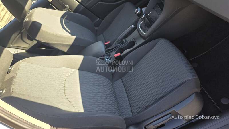 Seat Leon 1.6 TDI matrix/led