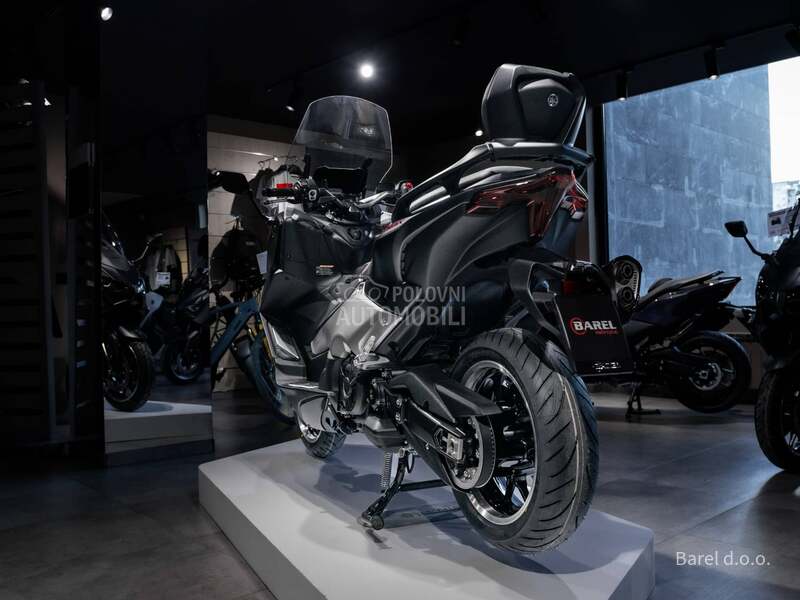 Yamaha TMax 560 25th Anniversary