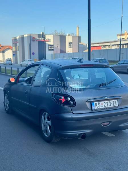 Peugeot 206 