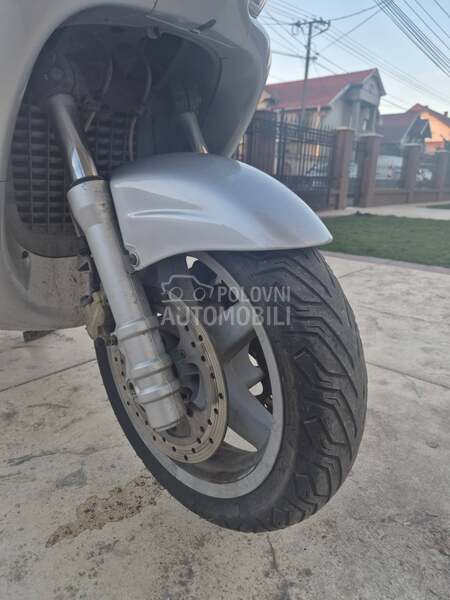 Piaggio X9 EVOLUTION STREET