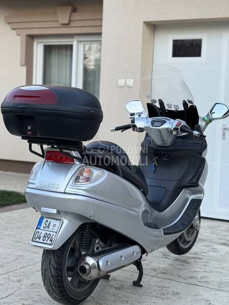 Piaggio X9 EVOLUTION STREET