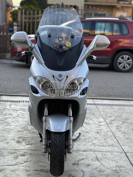 Piaggio X9 EVOLUTION STREET
