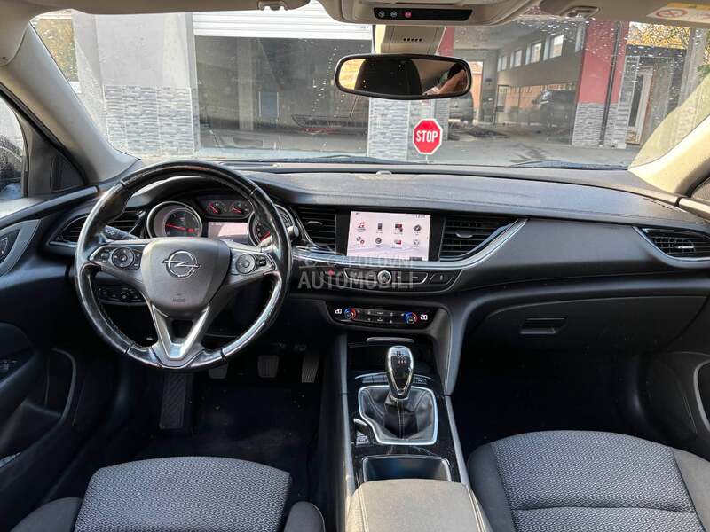 Opel Insignia 1.6 ECO TECH D