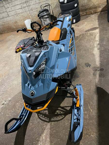 Bombardier summit 165